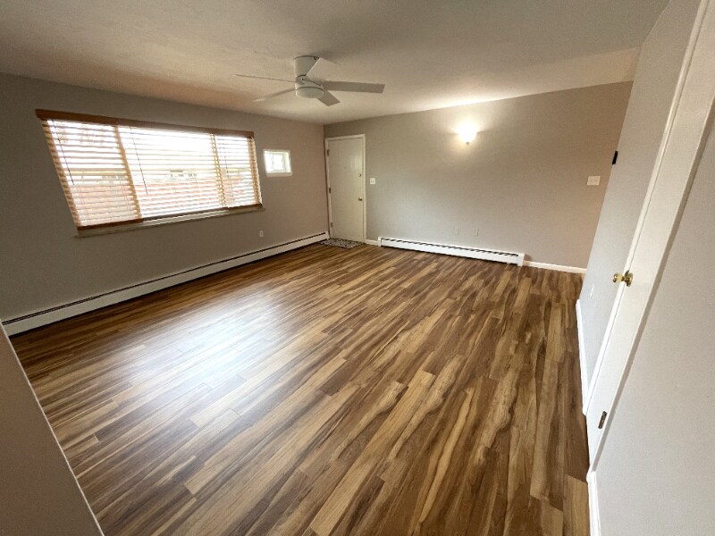 Building Photo - 1887 Independence St