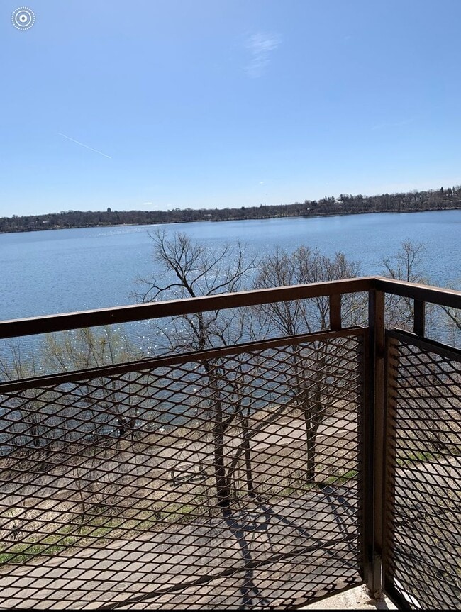 Building Photo - Large two bedroom top floor Condo....over looking lake Harriet.