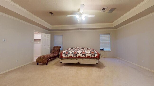 Building Photo - 17319 Jackson Pines Dr