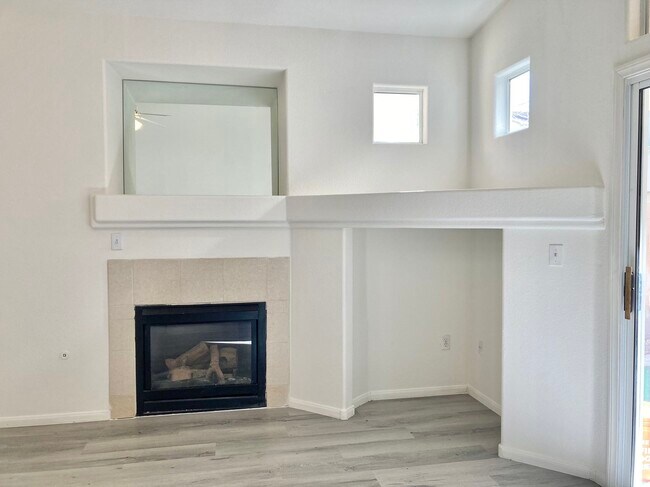 Building Photo - 9867 Ashton Pines Ct