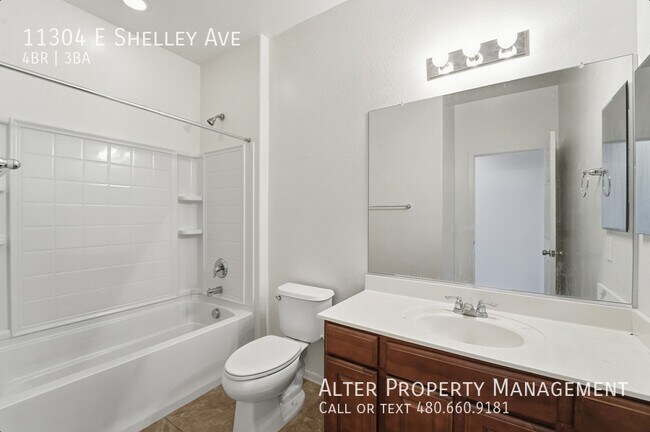 Building Photo - 11304 E Shelley Ave