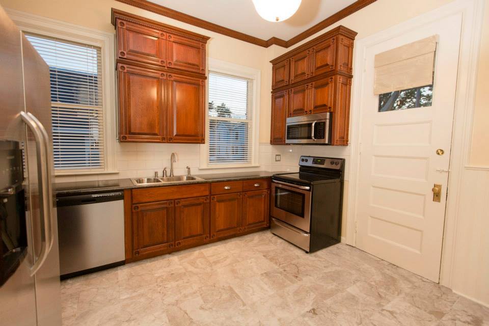 Kitchen - 378 W Church St