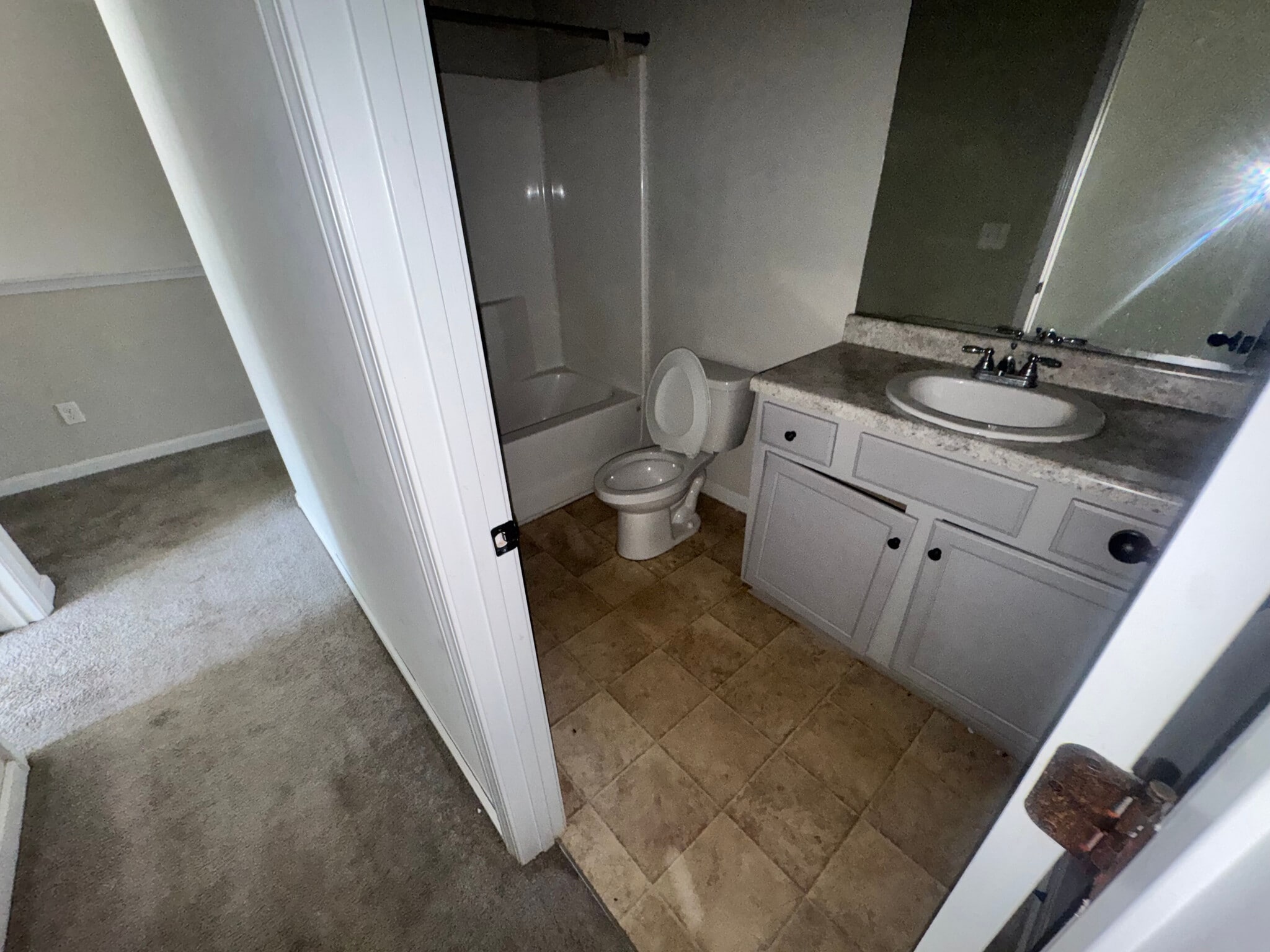 Building Photo - Room in House on Brightside Pkwy