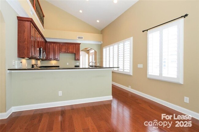 Building Photo - 405 Halyard Ln
