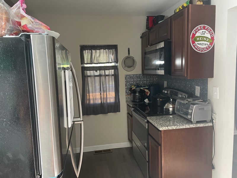 Building Photo - 2414 Cottage Ave