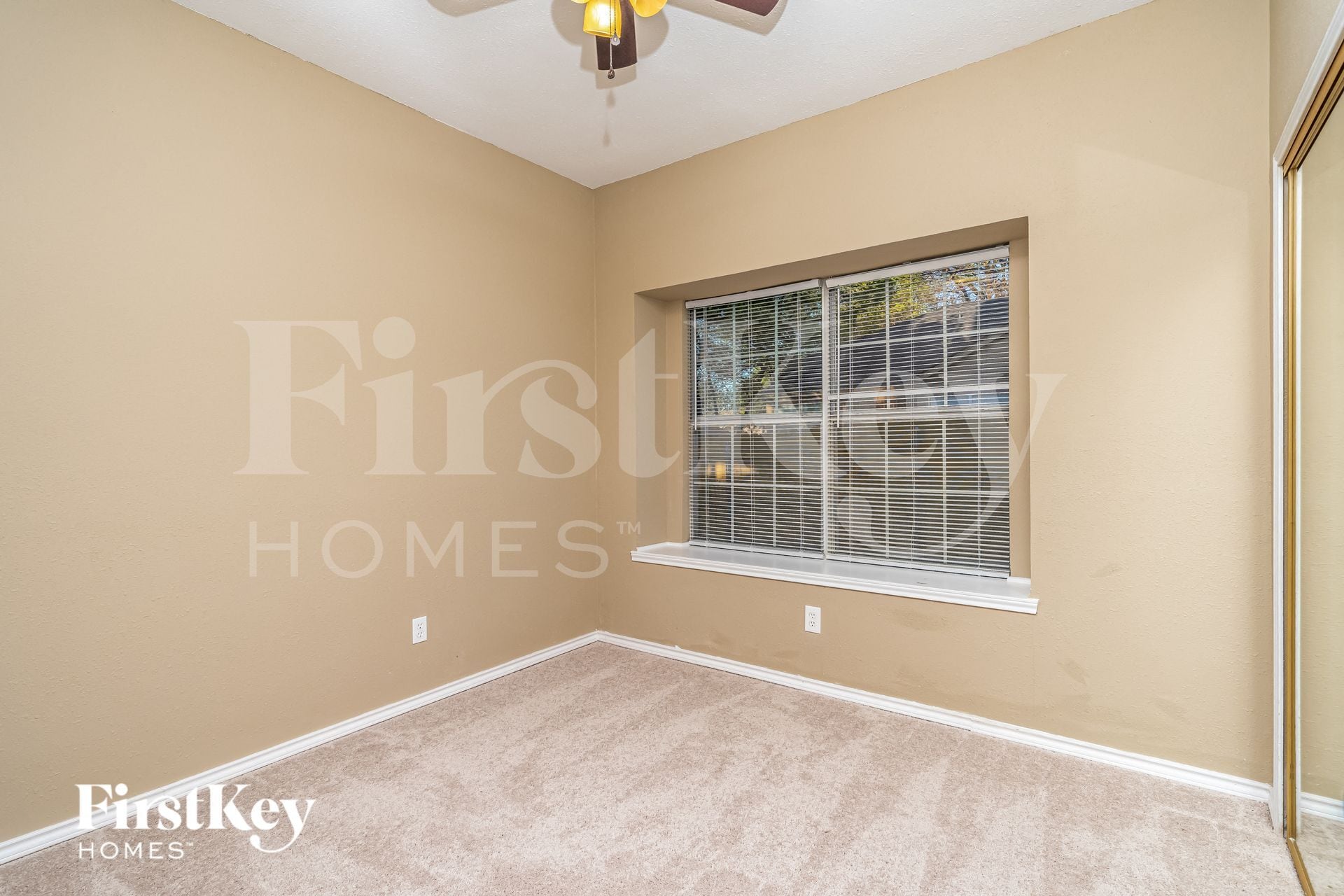 Building Photo - 1313 Deer Trail