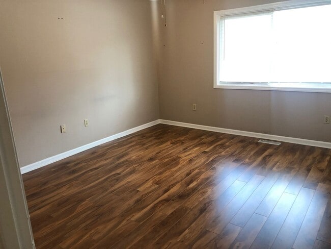 Building Photo - Chapel Creek Villas - 24 Beaver Pond Loop ...