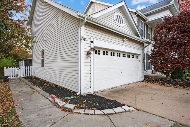 Building Photo - Stunning 4,166 Sq. Ft. Home in Westridge Oaks – Upgraded Throughout!