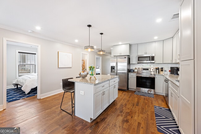 Building Photo - 1056 Harwell St NW