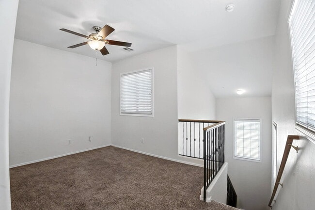 Building Photo - 4212 E Jasper Dr