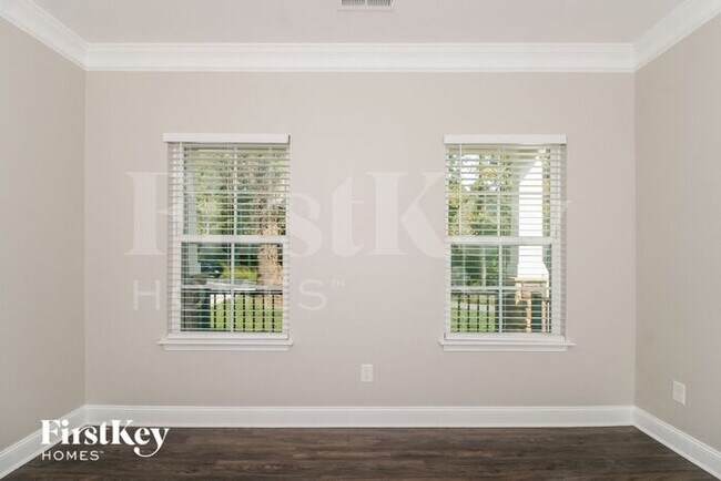 Building Photo - 4715 Romara Dr