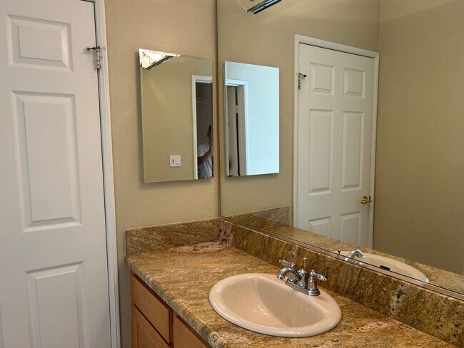 Building Photo - 5200 Premiere Hls Dr