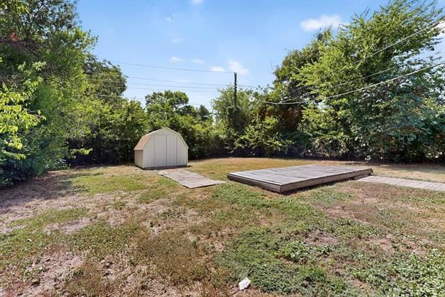 Building Photo - 317 W Pecan St