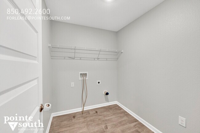 Building Photo - 7063 Abigail St