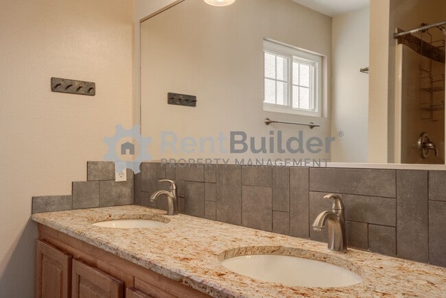 Building Photo - CALL US TODAY AT (505) 808-6467 TO SCHEDULE A CONVENIENT SHOWING