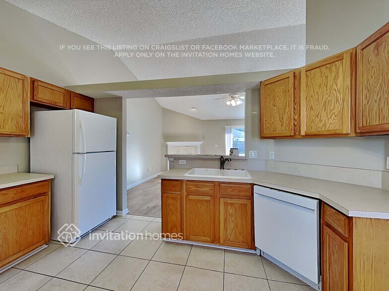 Building Photo - 12302 Soaring Flight Dr