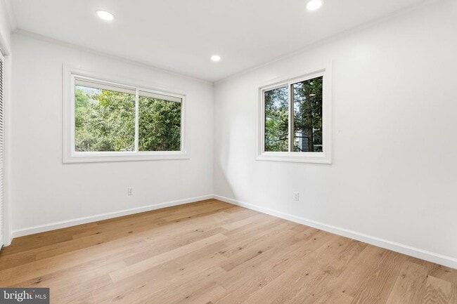 Building Photo - 203 Audreys Ct SE