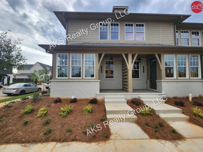 Primary Photo - 1101 Windsor Sq