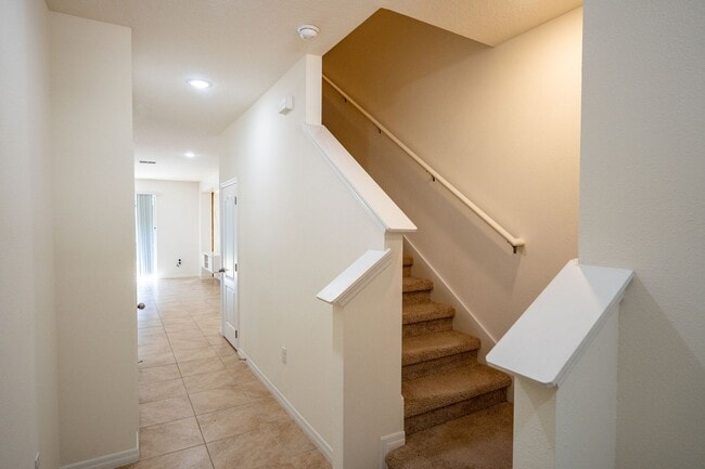 Building Photo - 1248 Yellow Finch Dr