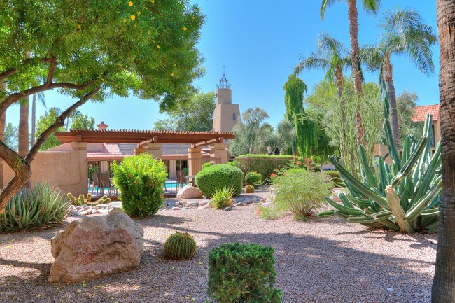 Building Photo - 8256 E Arabian Trail