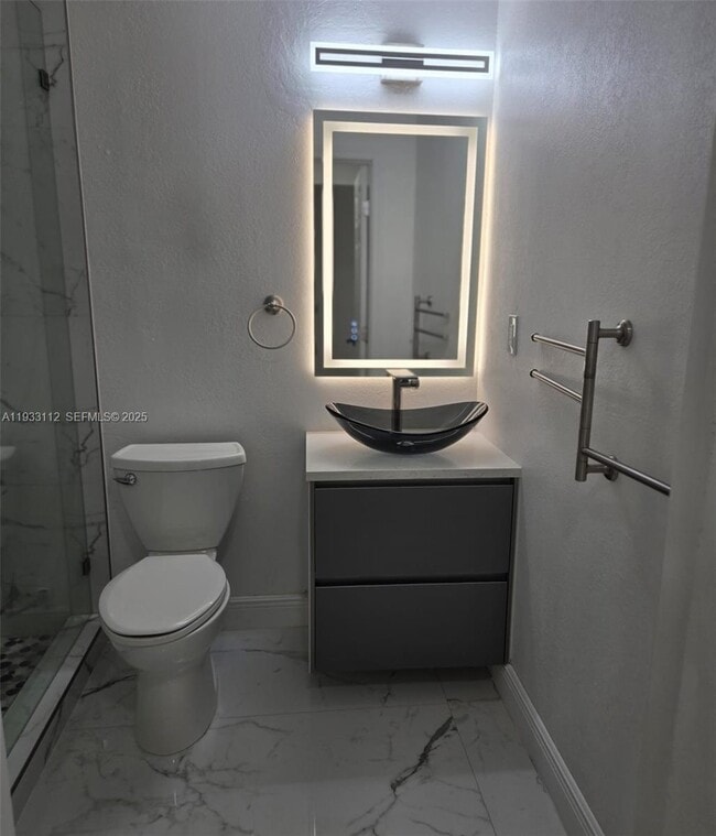 Building Photo - 4425 SW 21st St