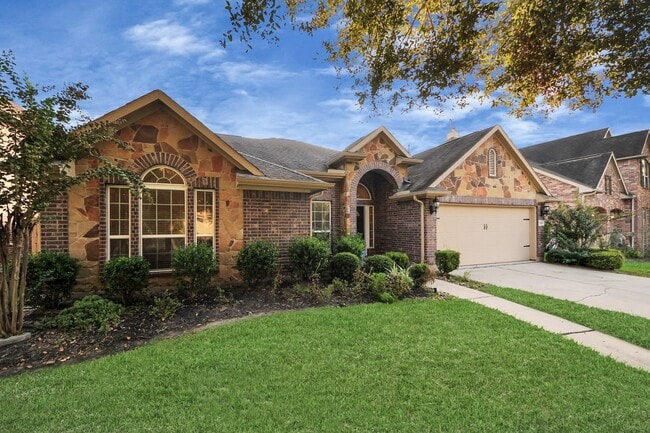 Building Photo - 5623 Maverick Bend Lane