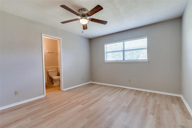 Building Photo - 1517 Deepwood Dr
