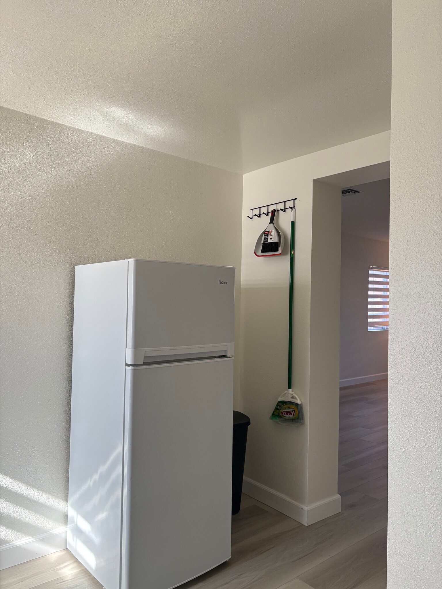 Building Photo - 2037 N Brighton St