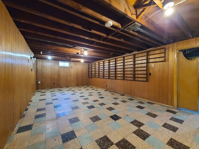 Building Photo - Newly Updated 3-Bedroom, 1-Bathroom Home in Benton Harbor