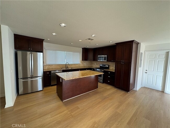 Building Photo - 1336 Calle Tulipan