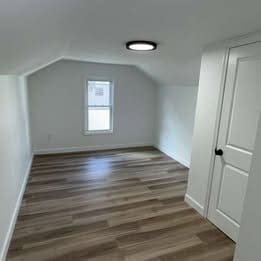 Building Photo - 6211 Aspen Ct