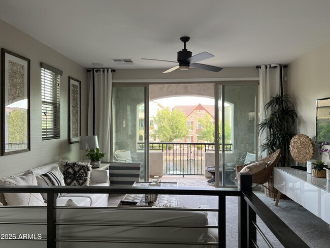 Building Photo - 1663 E Hampton Ln