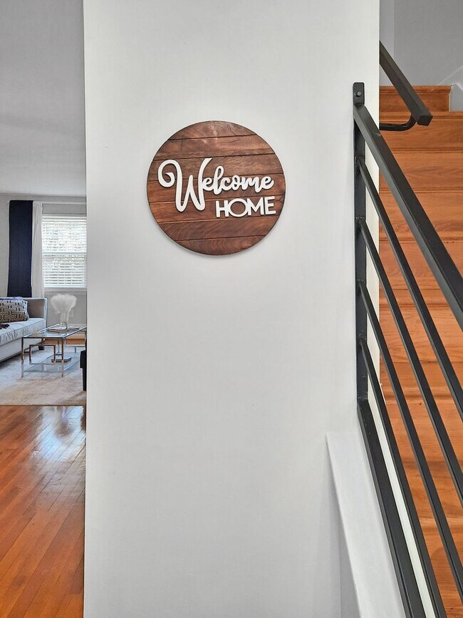 Building Photo - Experience refined living in the gated Dulaney Towers Community