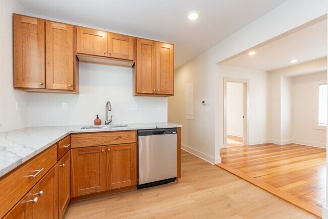 Building Photo - 55 Kiely Rd