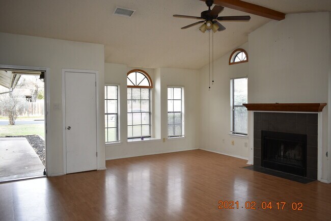 Building Photo - 9103 Texas Sun Dr