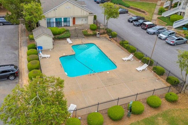 Building Photo - 290 Appleby Dr