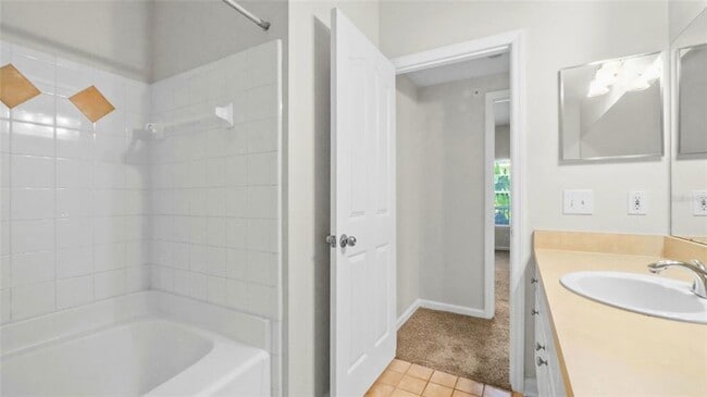 Building Photo - 4207 S Dale Mabry Hwy
