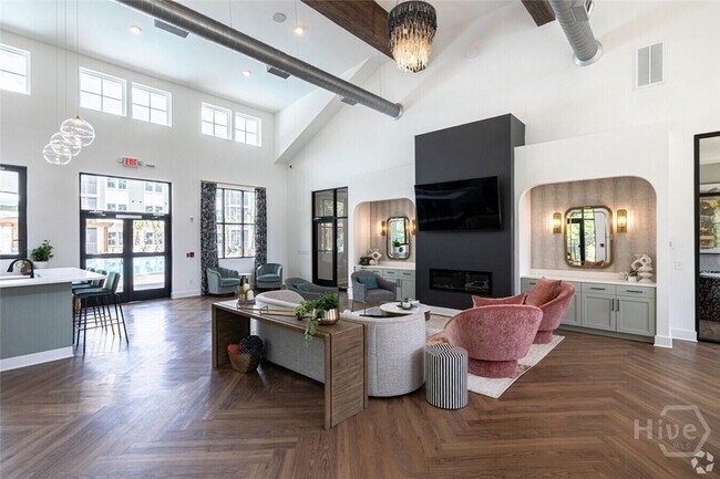 Building Photo - 5670 Ogeechee Rd