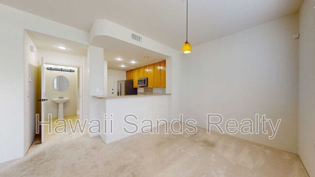 Building Photo - 520 Lunalilo Home Rd