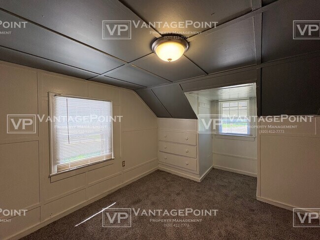 Building Photo - 2224 Ullmer Ct
