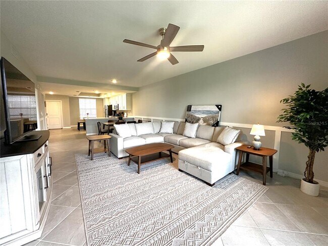 Building Photo - 14221 Heritage Landing Blvd