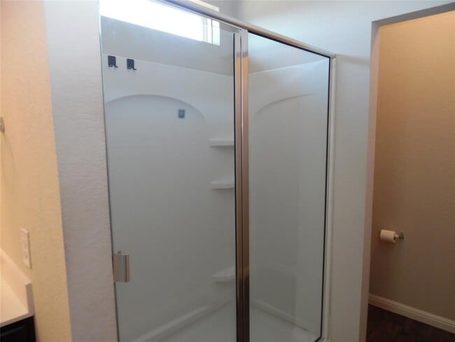 Building Photo - 604 Independence Ave