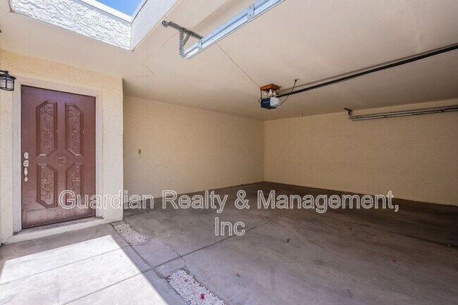 Building Photo - 3401 N 37th St