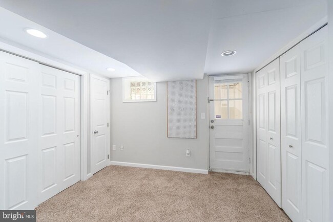 Building Photo - 8321 Byington Rd