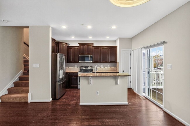 Building Photo - 11530 Sulphur Hills Pl