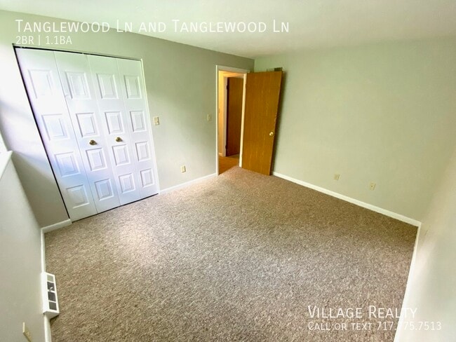 Building Photo - 442 Tanglewood Ln