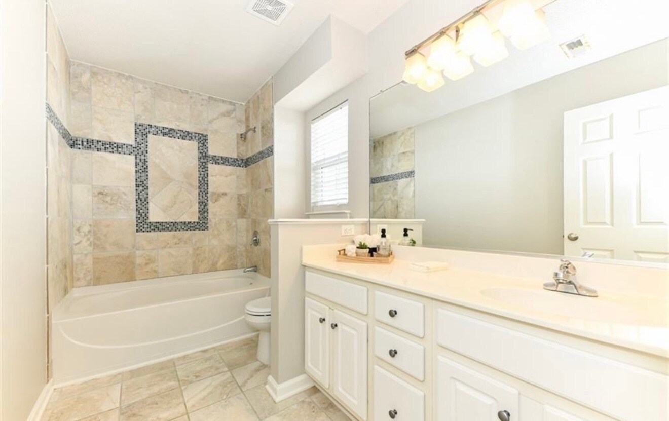 Building Photo - 3630 Sunset Hollow Dr