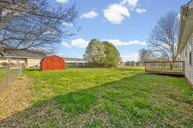 Building Photo - 1361 Jenny Ln