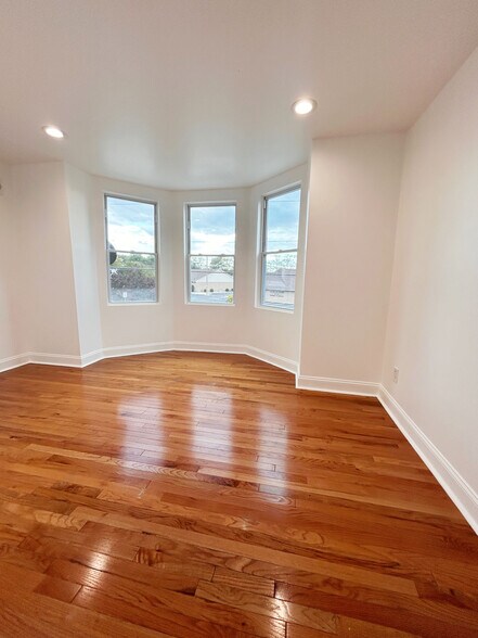 Building Photo - 1241 Orthodox St