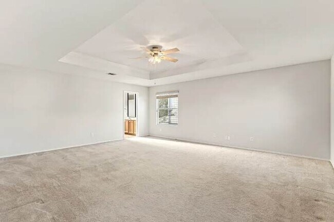 Building Photo - 117 Willow Cove